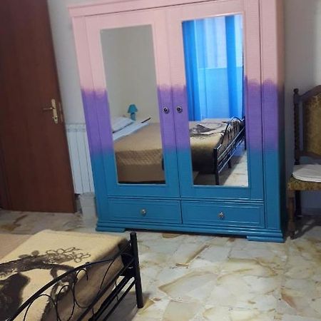 Lucy Home Lussuoso Appartamento Recanati Mare Giardini Naxos Luaran gambar