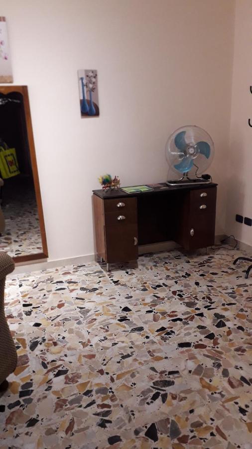 Lucy Home Lussuoso Appartamento Recanati Mare Giardini Naxos Luaran gambar